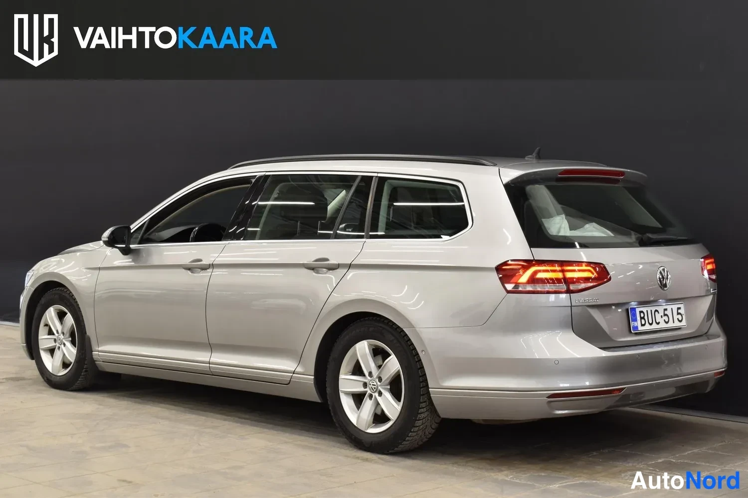 Harmaa Volkswagen Passat Variant 2017, ulkokuva 3 – Raisio