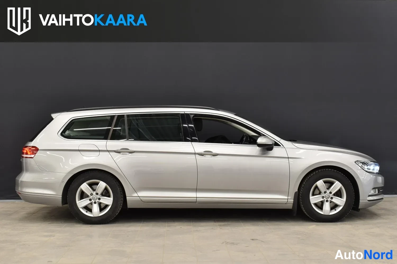 Harmaa Volkswagen Passat Variant 2017, ulkokuva 5 – Raisio