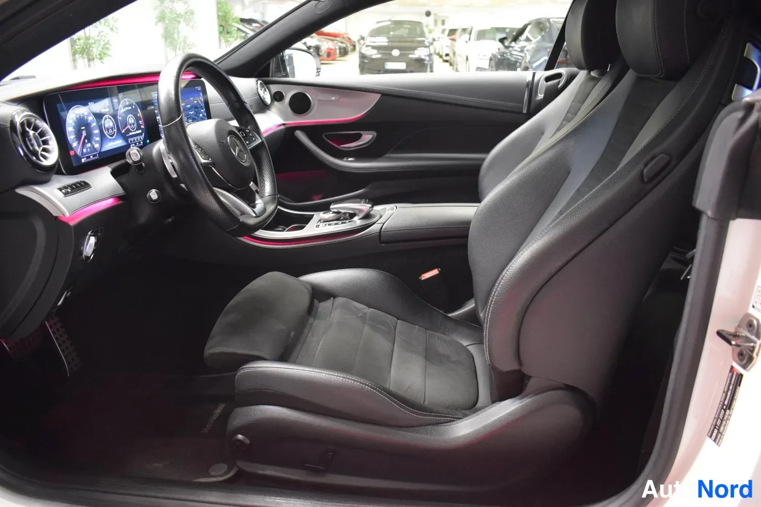 Valkoinen Mercedes-Benz E 220 d 2017, kuva 13