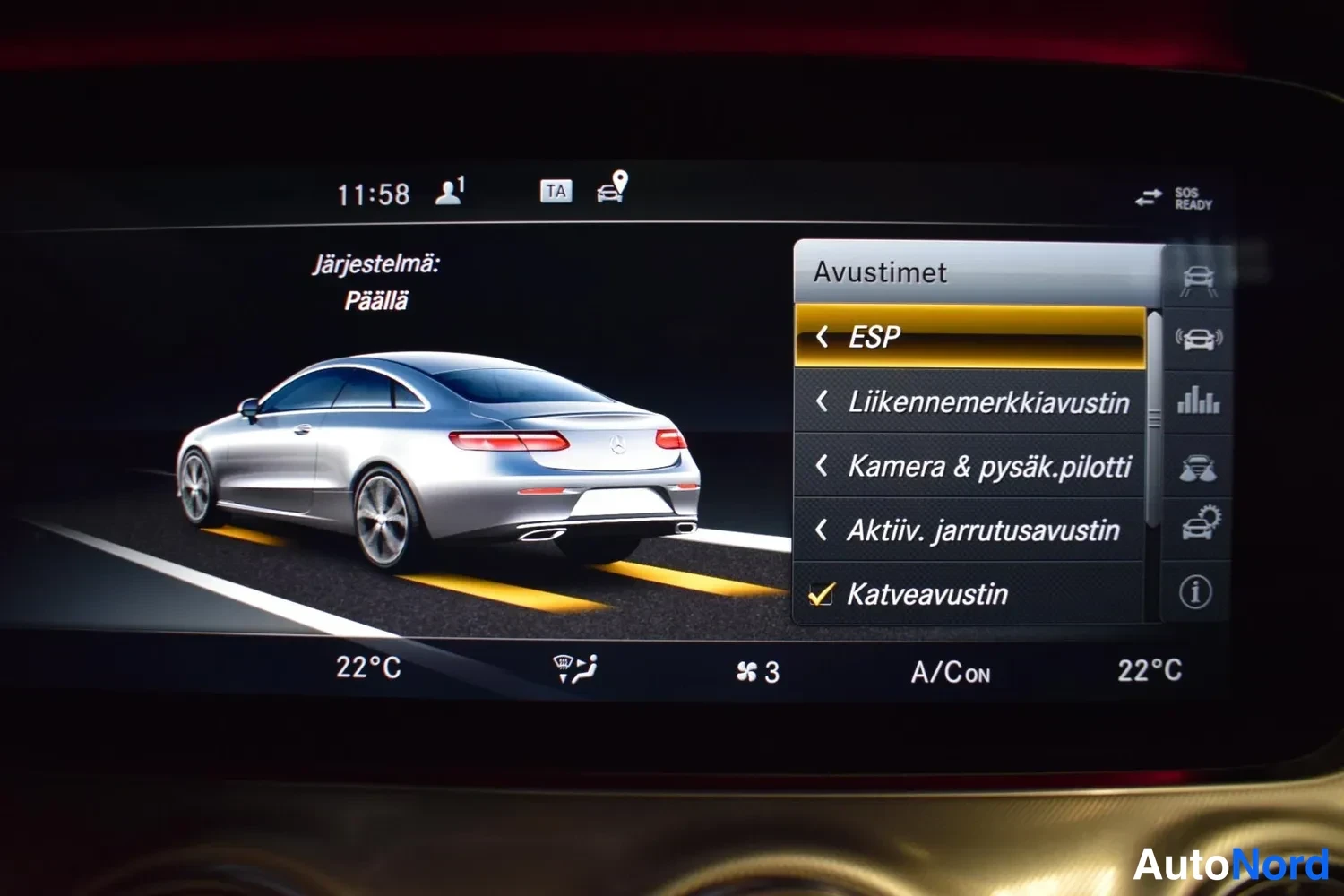 Valkoinen Mercedes-Benz E 220 d 2017, kuva 17