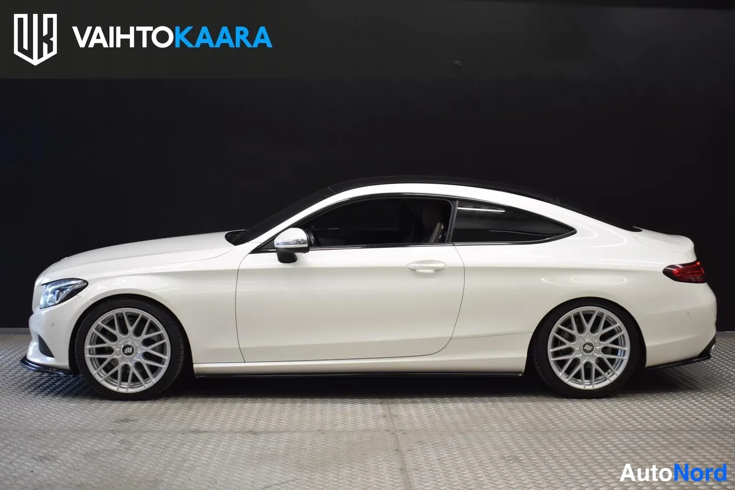 Valkoinen Mercedes-Benz C 200 2016, ulkokuva 2 – Raisio