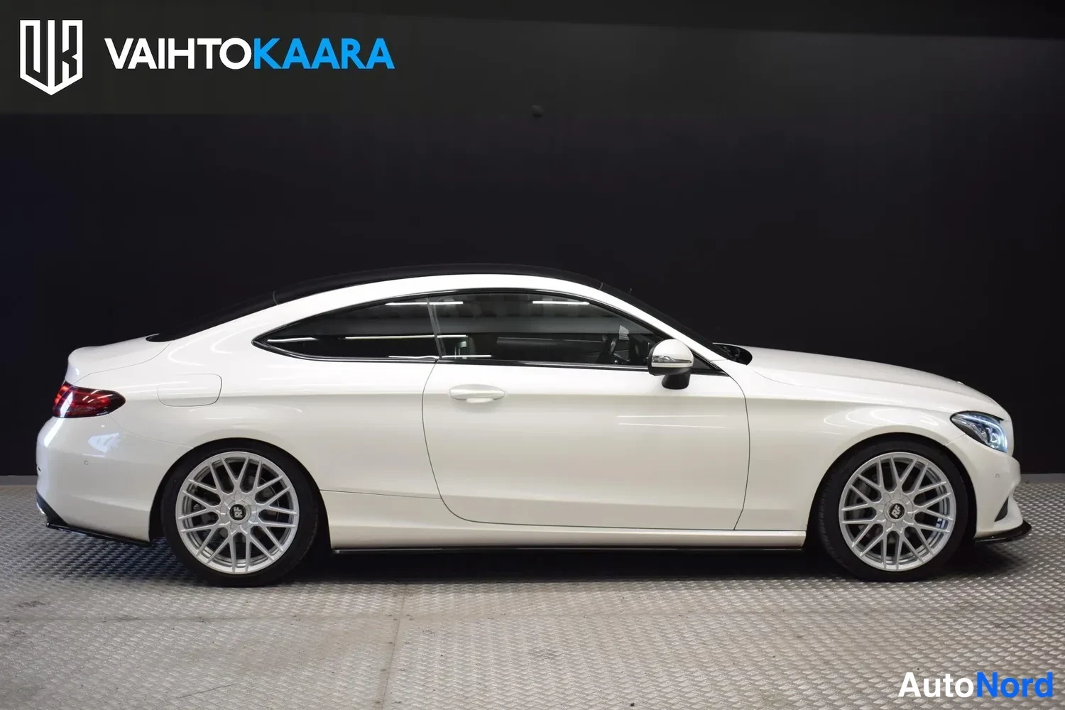 Valkoinen Mercedes-Benz C 200 2016, ulkokuva 5 – Raisio