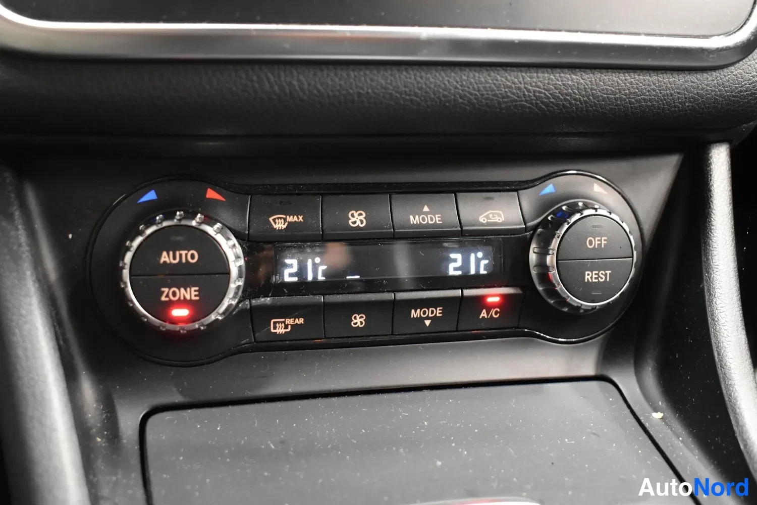 Musta Mercedes-Benz CLA 220 CDI 2015, ulkokuva 16 – Raisio