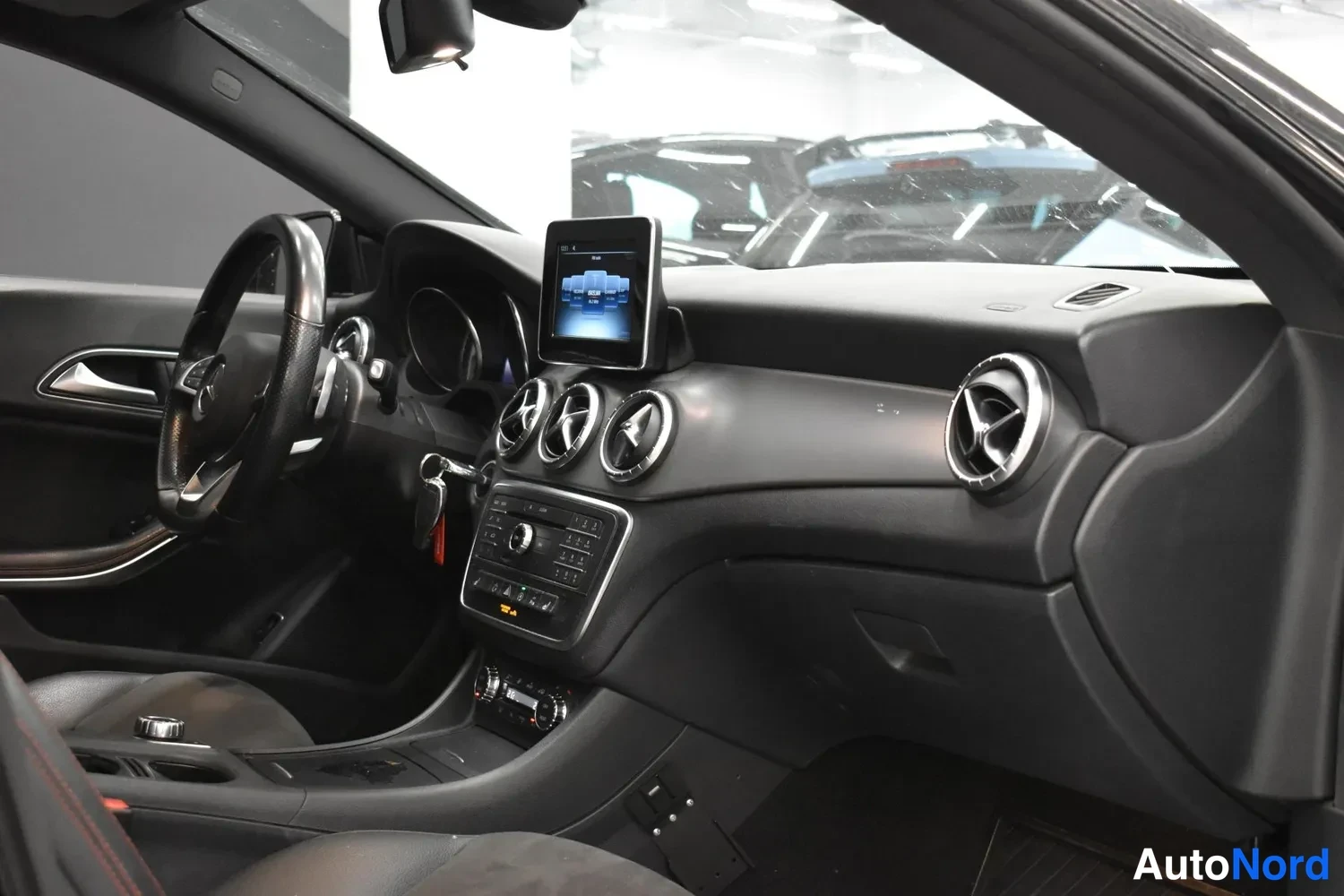 Musta Mercedes-Benz CLA 220 CDI 2015, ulkokuva 6 – Raisio