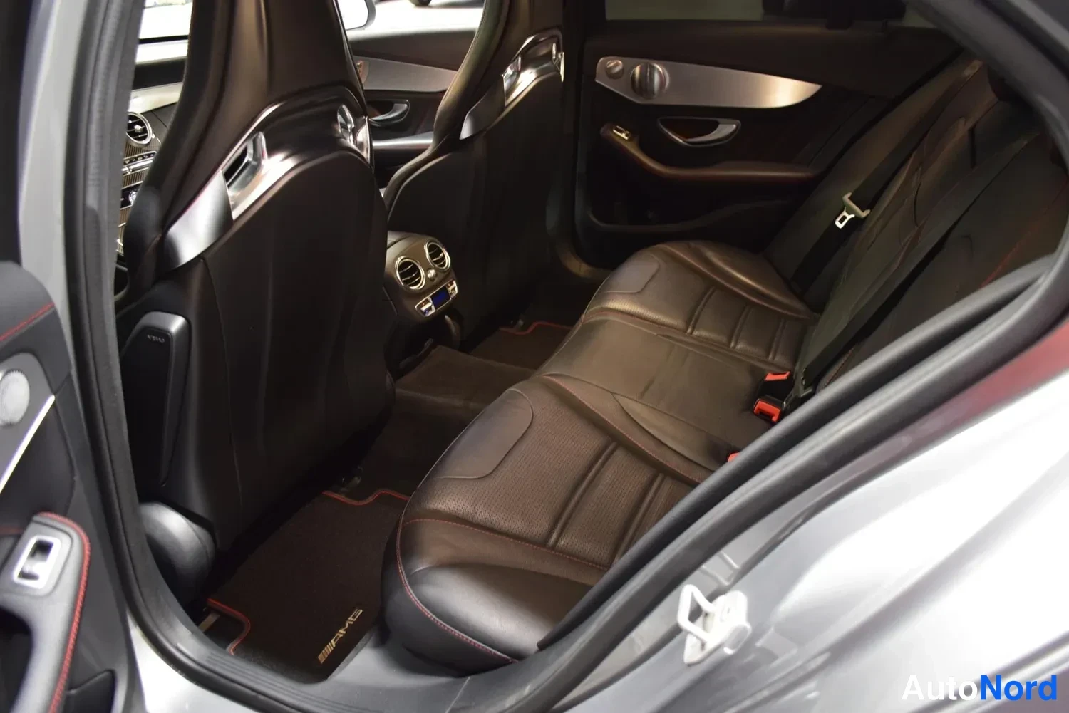 Harmaa Mercedes-Benz C 43 2017, ulkokuva 13 – Raisio