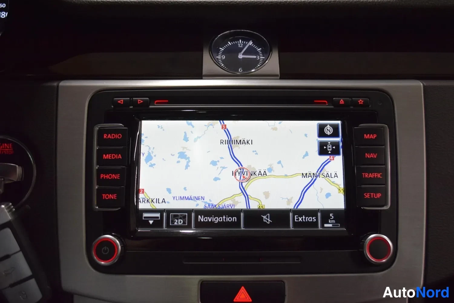 Musta Volkswagen Passat 2014, ulkokuva 19 – Raisio