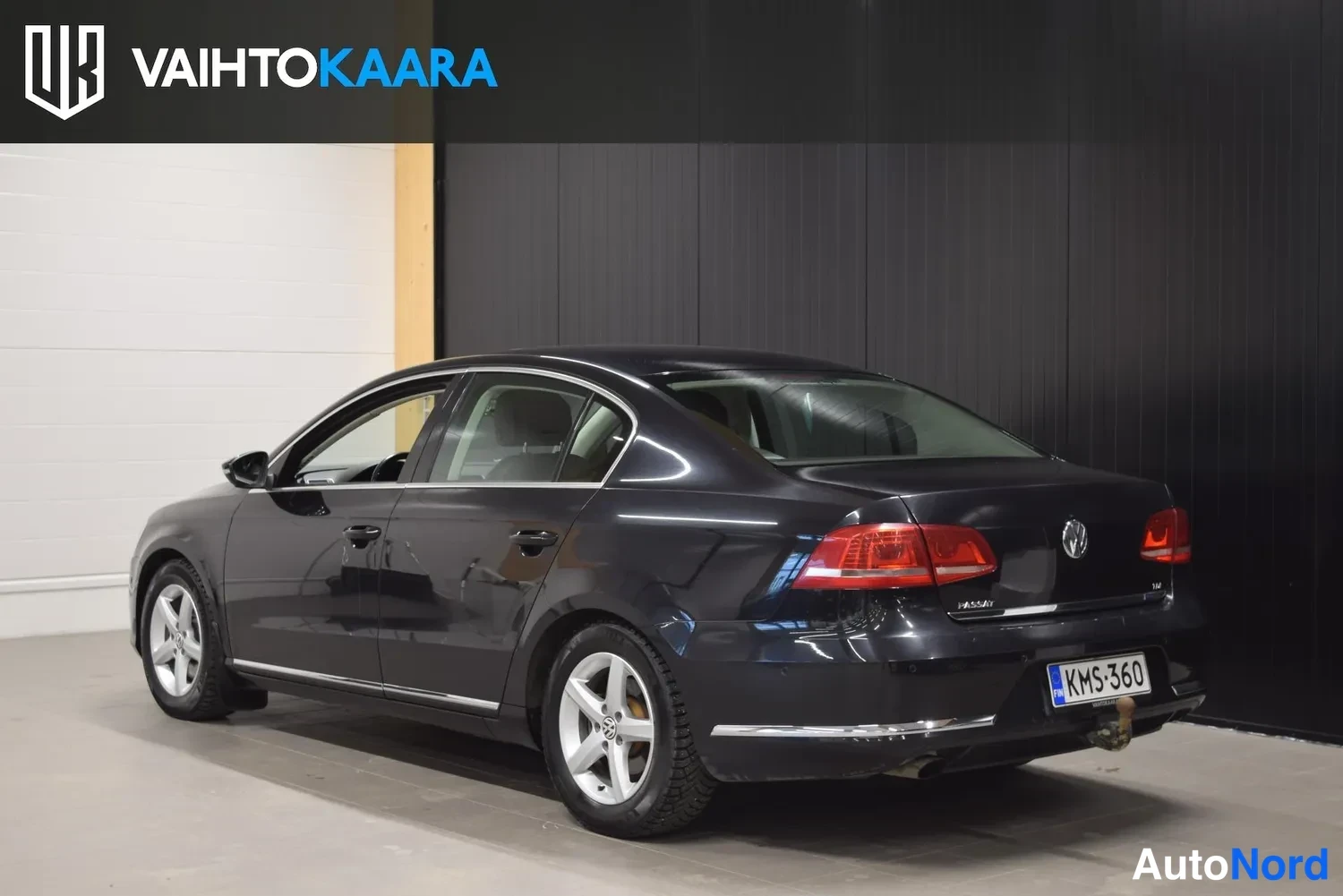 Musta Volkswagen Passat 2014, ulkokuva 3 – Raisio