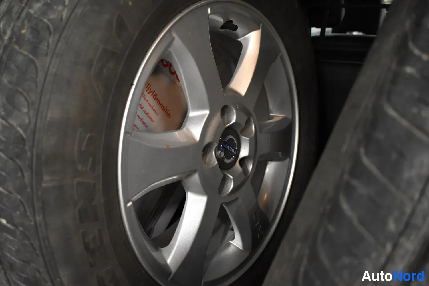 Musta Volvo XC70 2013, ulkokuva 20 – Raisio