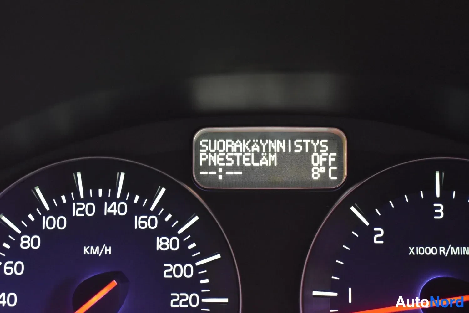 Musta Volvo C30 2011, ulkokuva 15 – Raisio