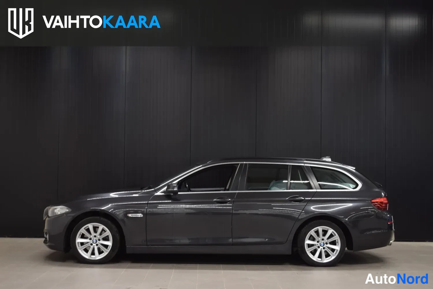 Harmaa BMW 520i 2016, ulkokuva 2 – Raisio