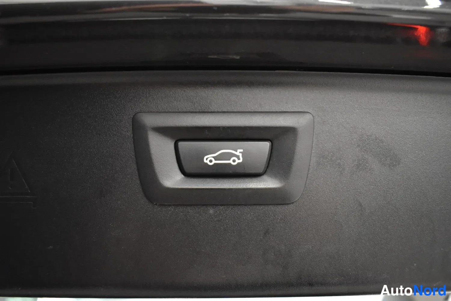 Harmaa BMW 520i 2016, ulkokuva 28 – Raisio