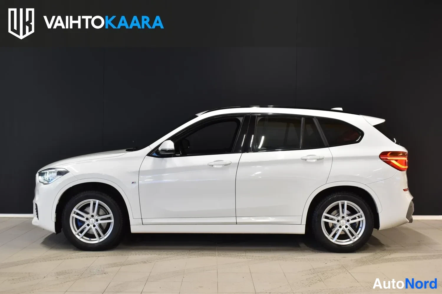 Valkoinen BMW X1 sDrive18d 2016, ulkokuva 2 – Raisio