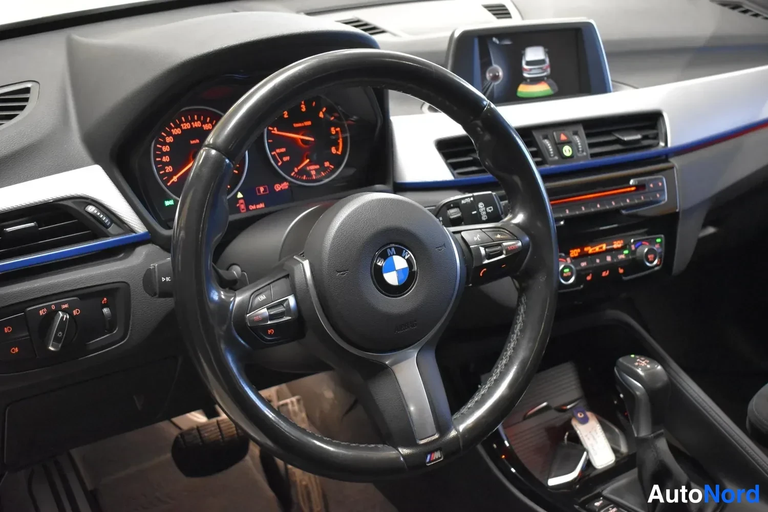 Valkoinen BMW X1 sDrive18d 2016, ulkokuva 11 – Raisio