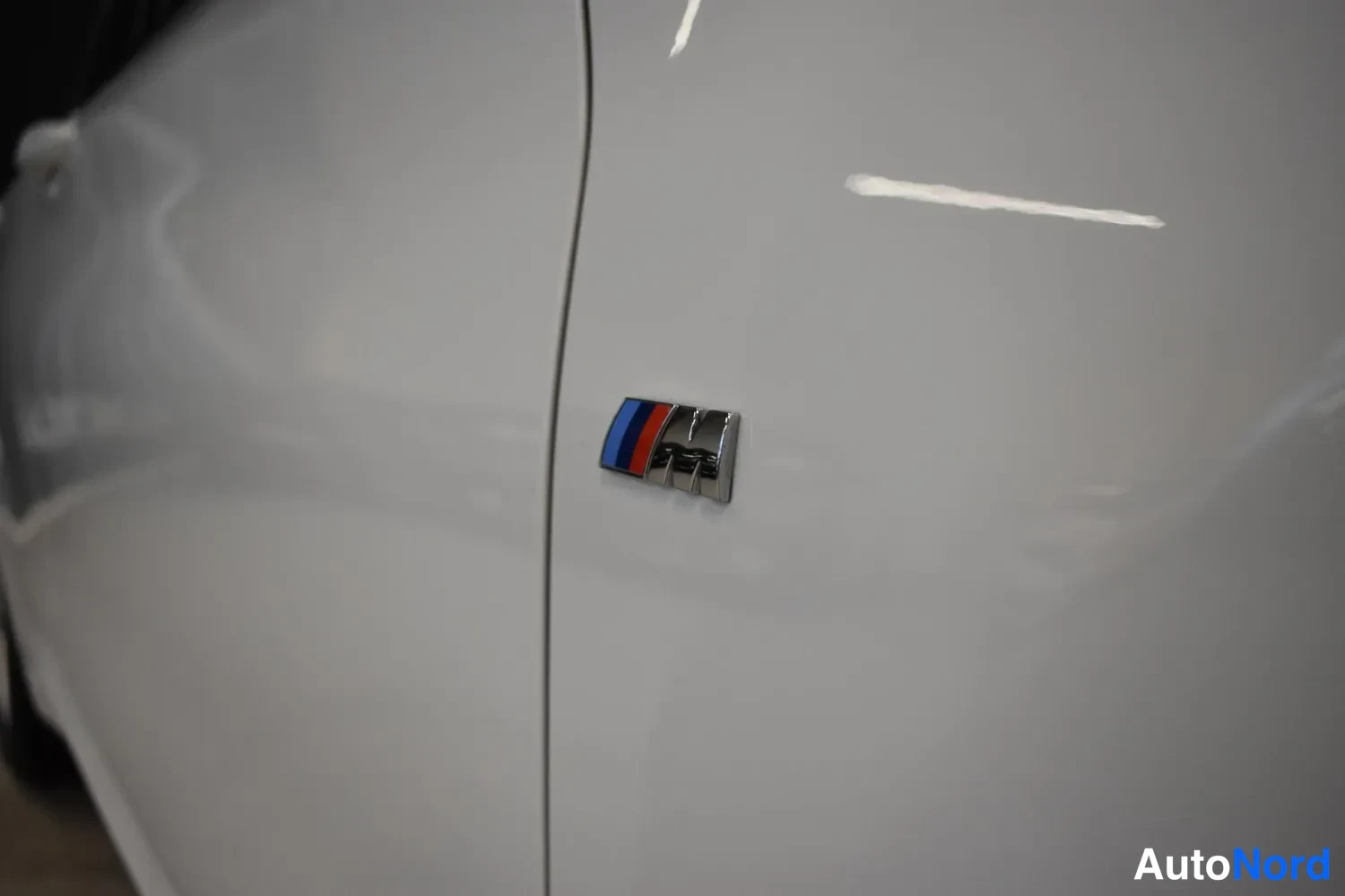 Valkoinen BMW X1 sDrive18d 2016, ulkokuva 13 – Raisio