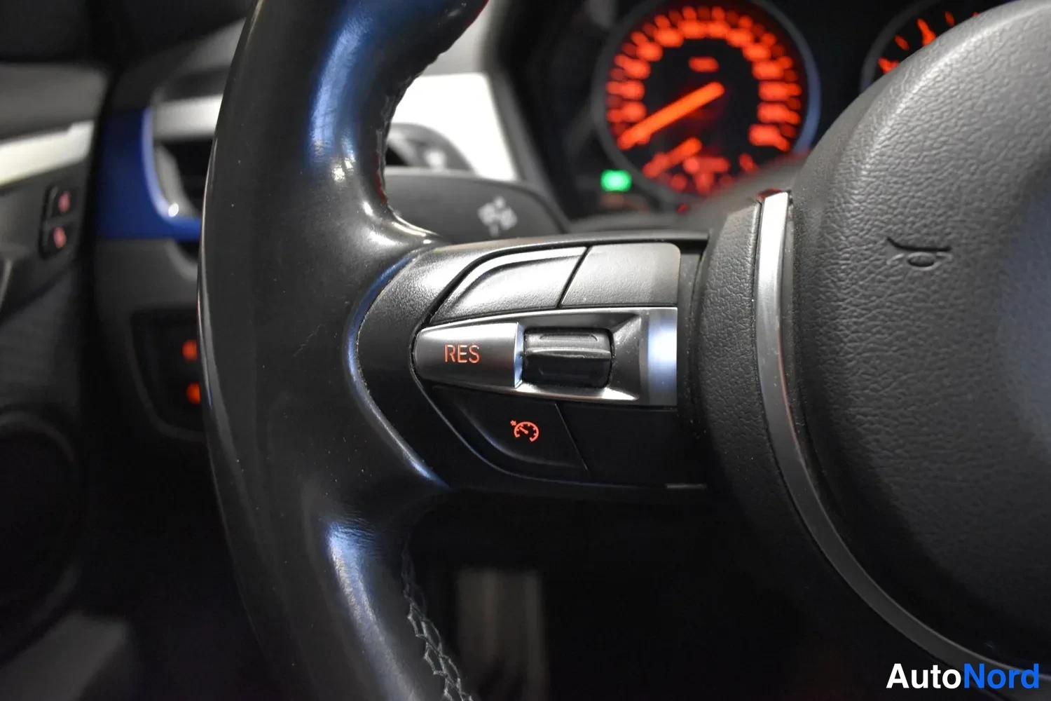 Valkoinen BMW X1 sDrive18d 2016, ulkokuva 15 – Raisio