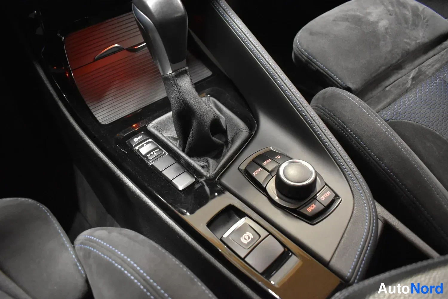 Valkoinen BMW X1 sDrive18d 2016, ulkokuva 17 – Raisio
