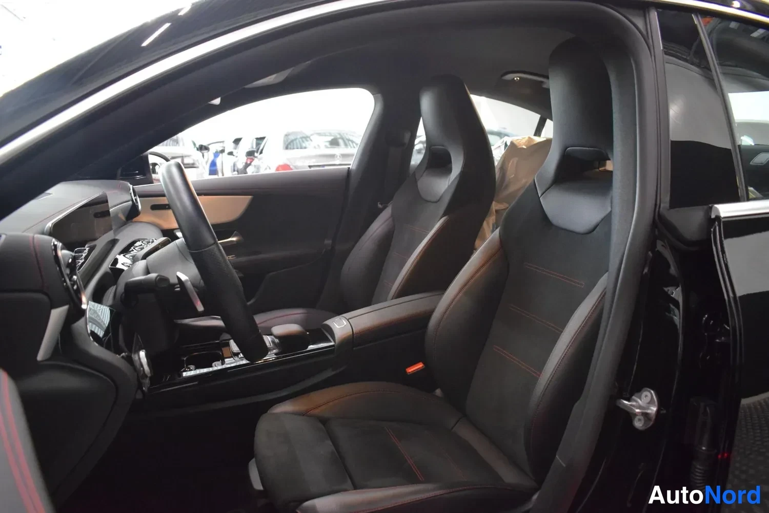 Musta Mercedes-Benz CLA 250 e 2023, ulkokuva 9 – Raisio