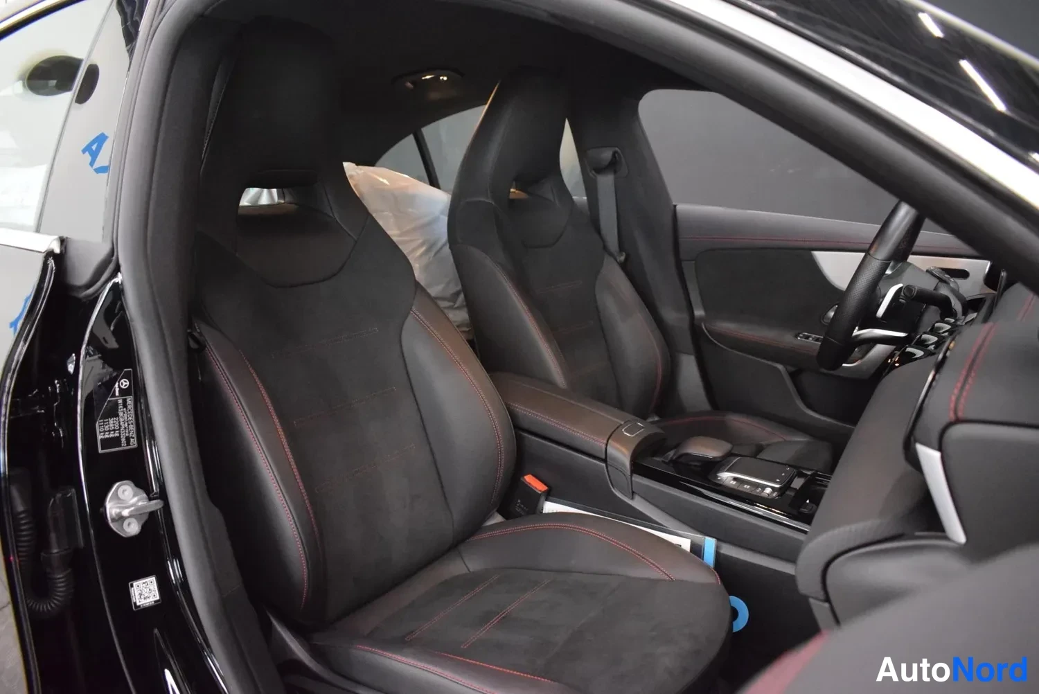 Musta Mercedes-Benz CLA 250 e 2023, ulkokuva 10 – Raisio