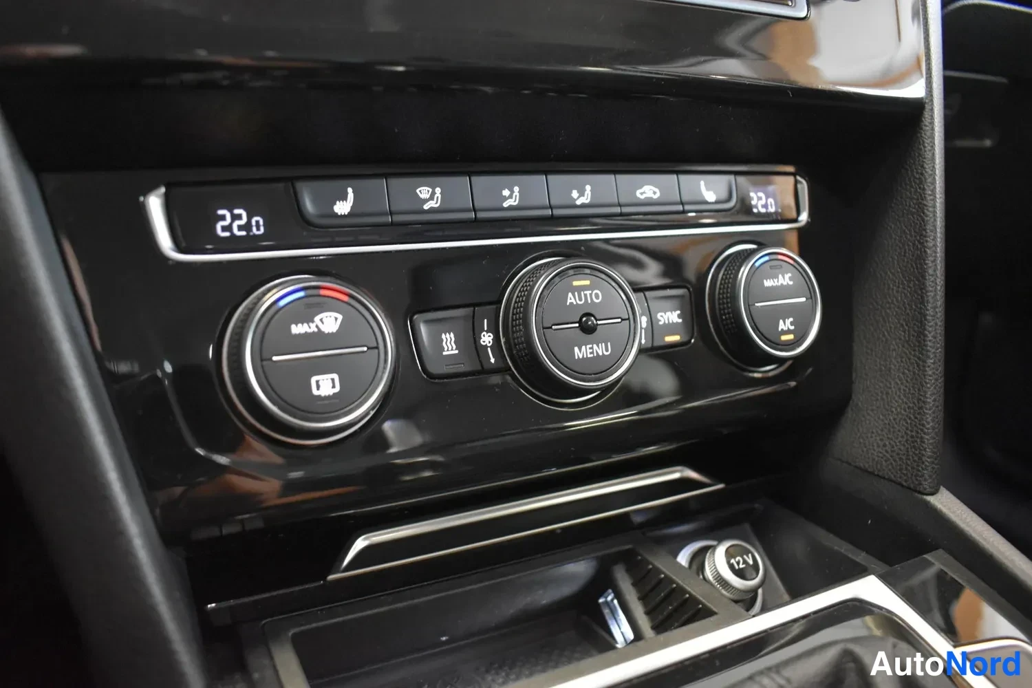 Harmaa Volkswagen Passat 2017, ulkokuva 17 – Raisio