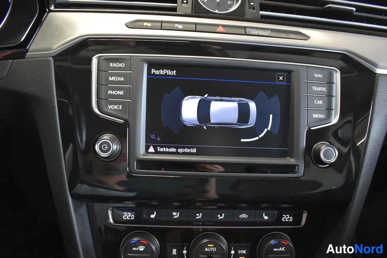 Harmaa Volkswagen Passat 2017, ulkokuva 21 – Raisio