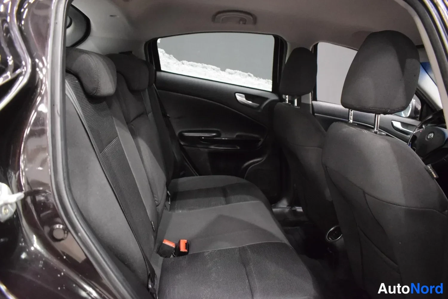 Musta Alfa Romeo Giulietta 2011, ulkokuva 11 – Raisio