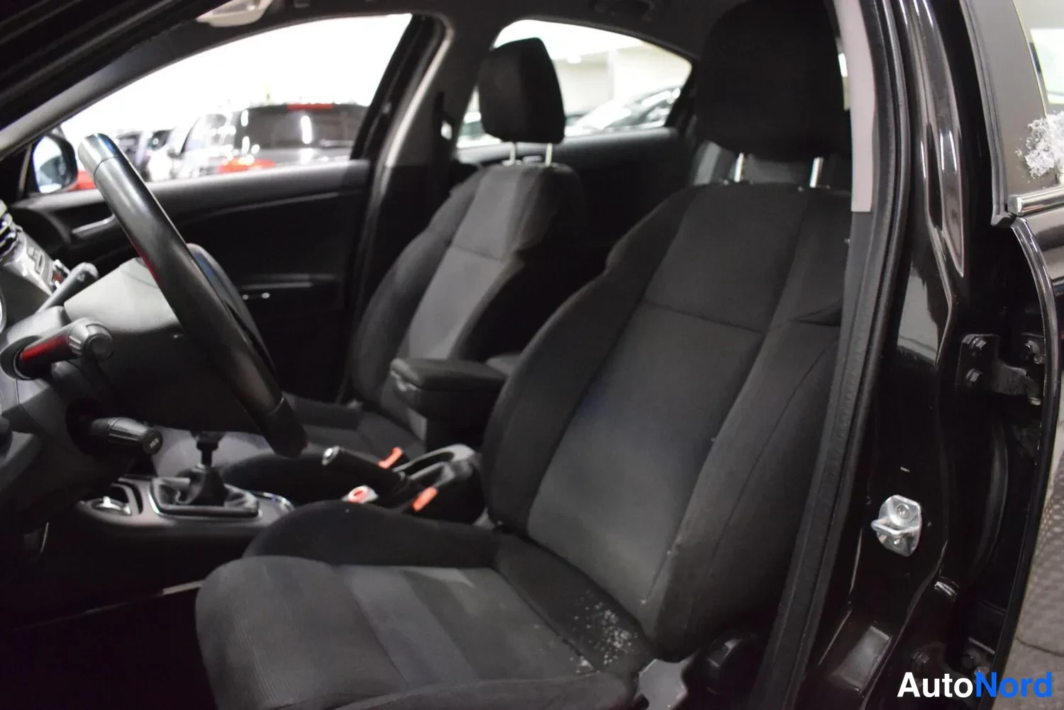 Musta Alfa Romeo Giulietta 2011, ulkokuva 9 – Raisio