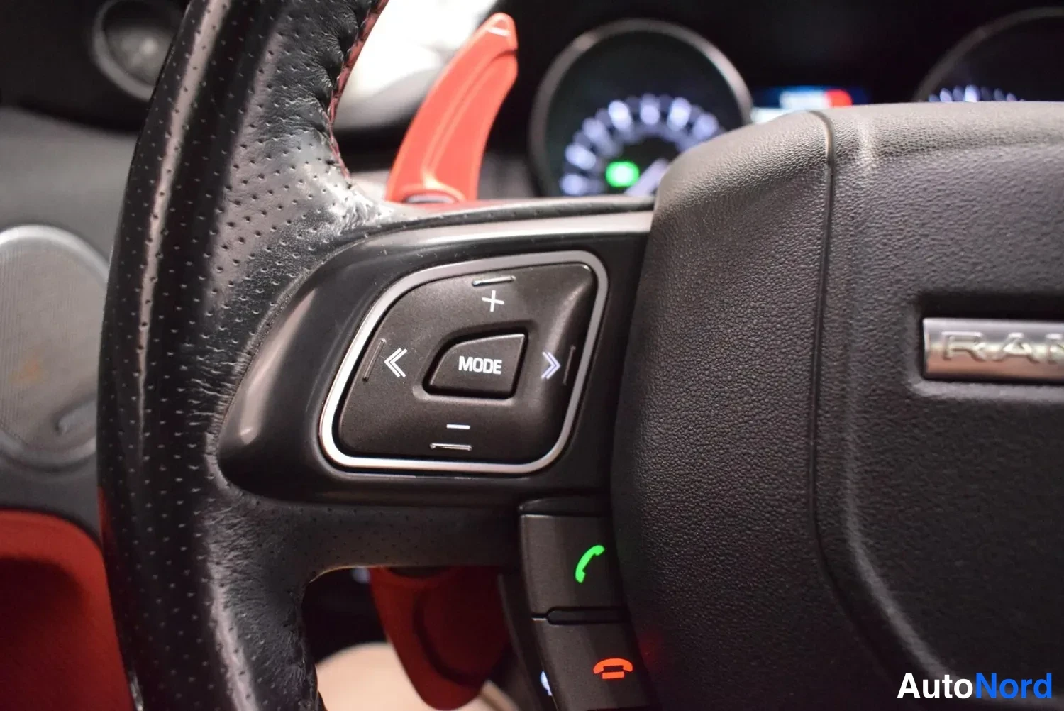 Musta Land Rover Range Rover Evoque 2013, ulkokuva 16 – Raisio