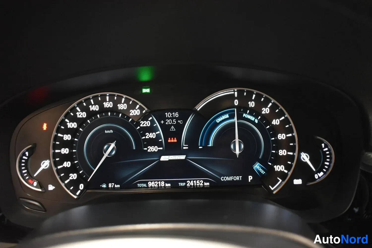 Valkoinen BMW 530e 2018, ulkokuva 15 – Raisio