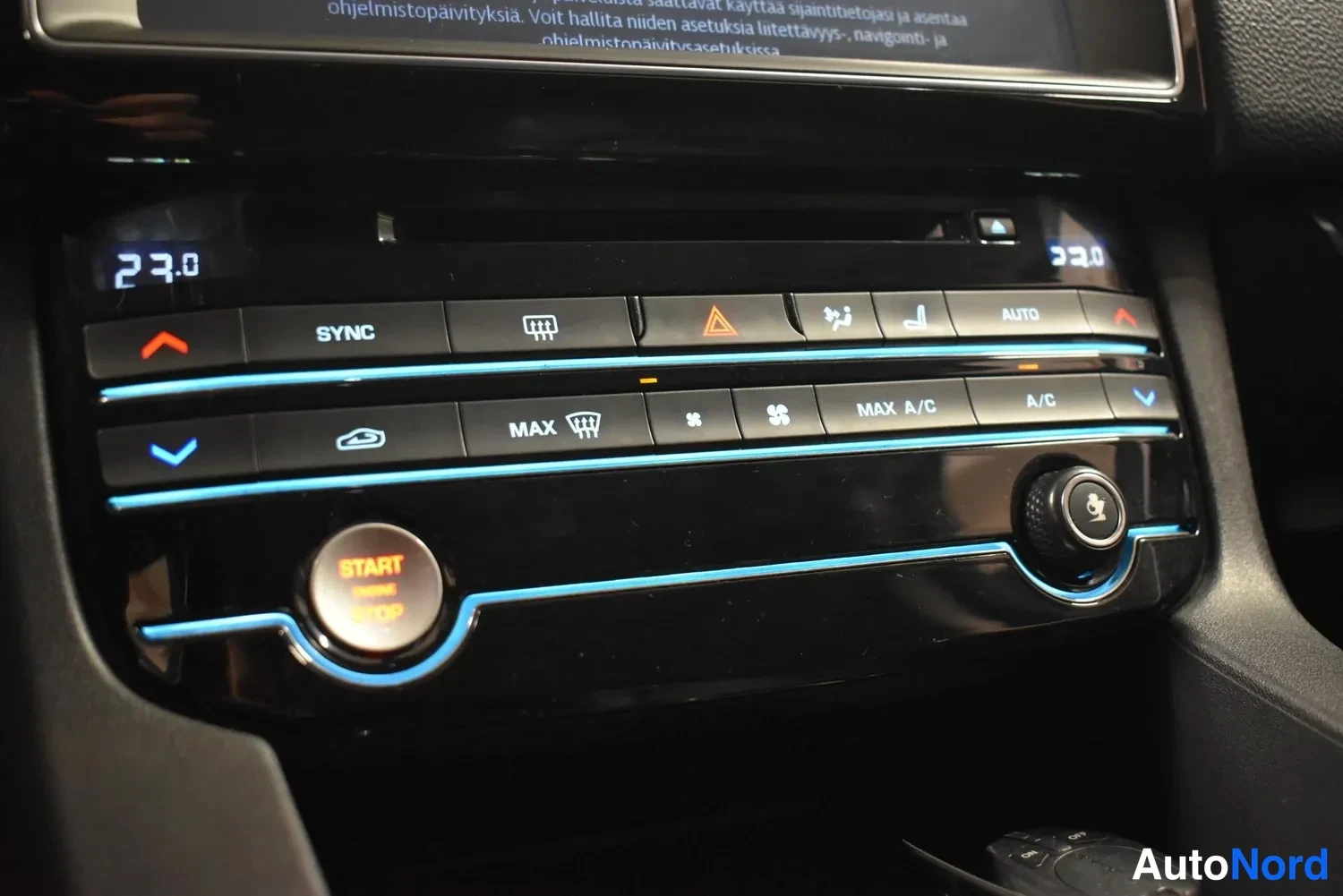 Sininen Jaguar F-Pace 2017, ulkokuva 21 – Raisio