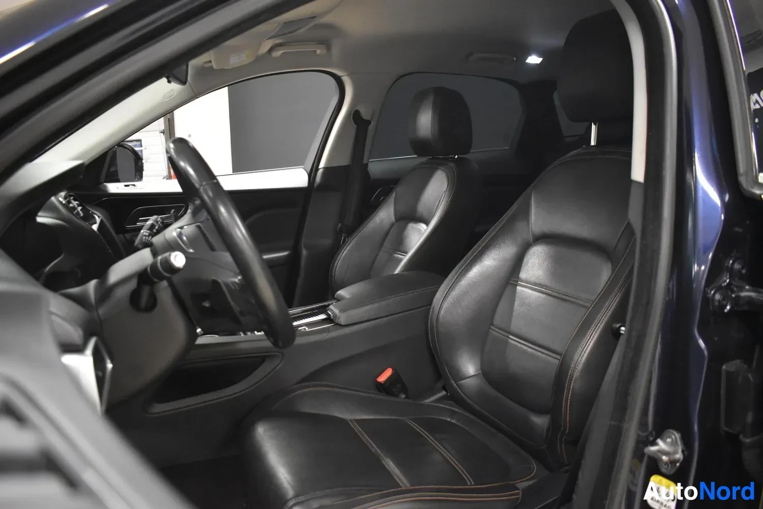 Sininen Jaguar F-Pace 2017, ulkokuva 7 – Raisio