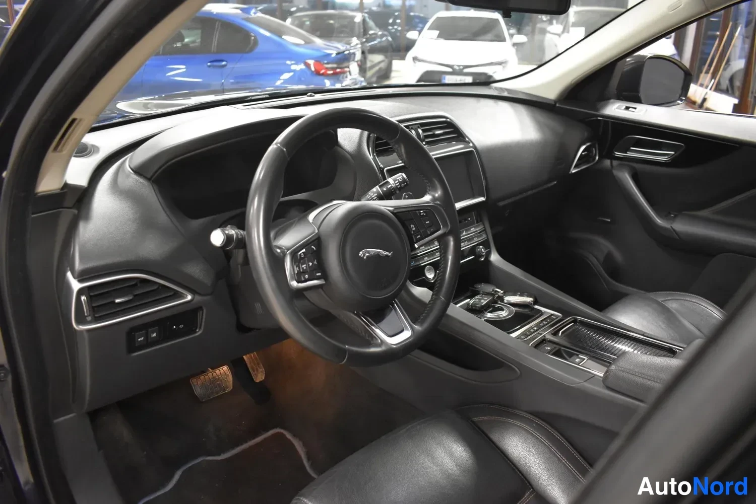 Sininen Jaguar F-Pace 2017, ulkokuva 8 – Raisio