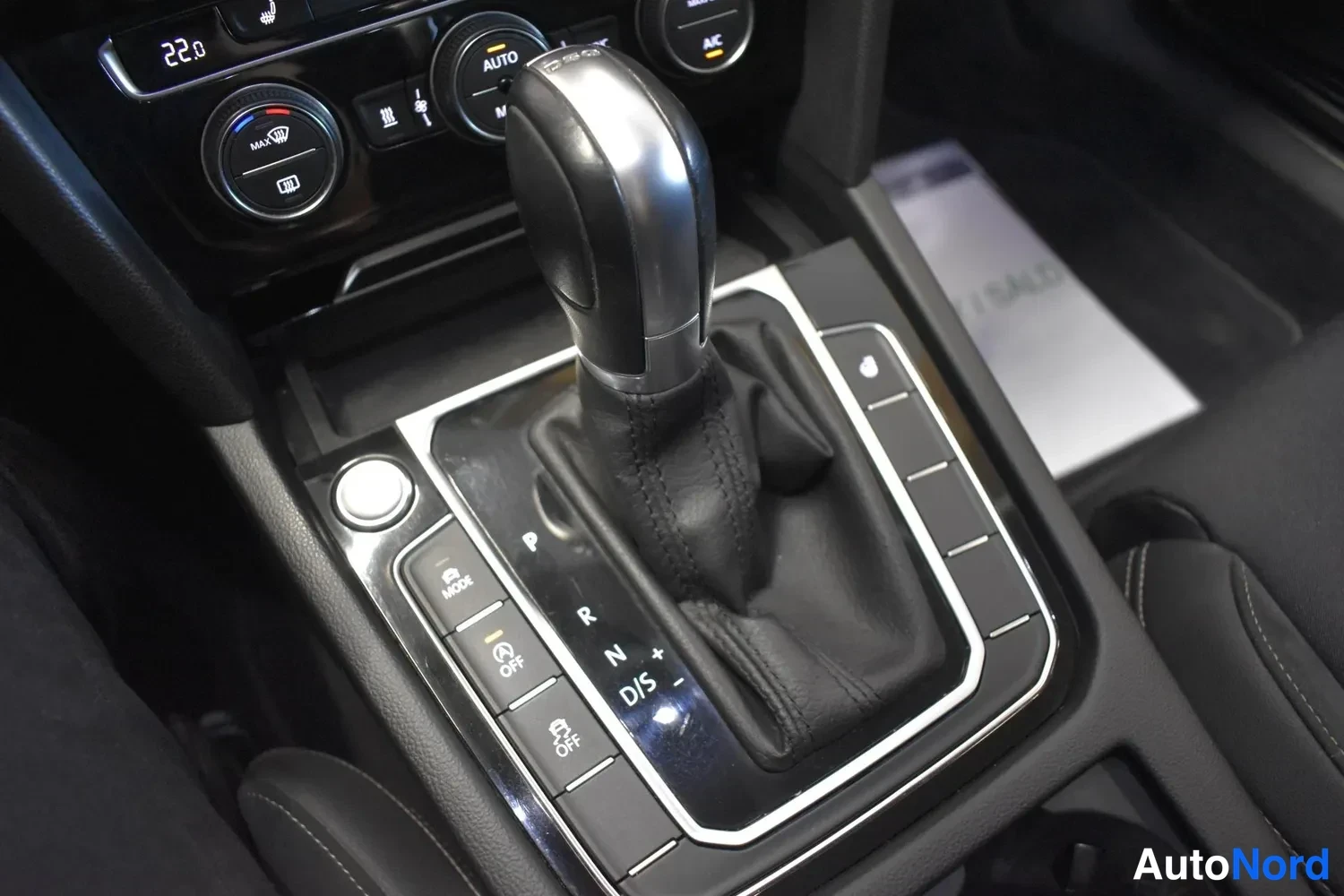Valkoinen Volkswagen Passat Variant 2017, ulkokuva 17 – Raisio