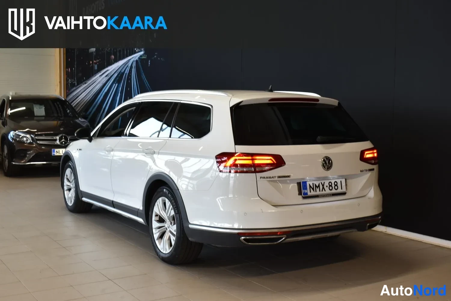 Valkoinen Volkswagen Passat Variant 2017, ulkokuva 3 – Raisio