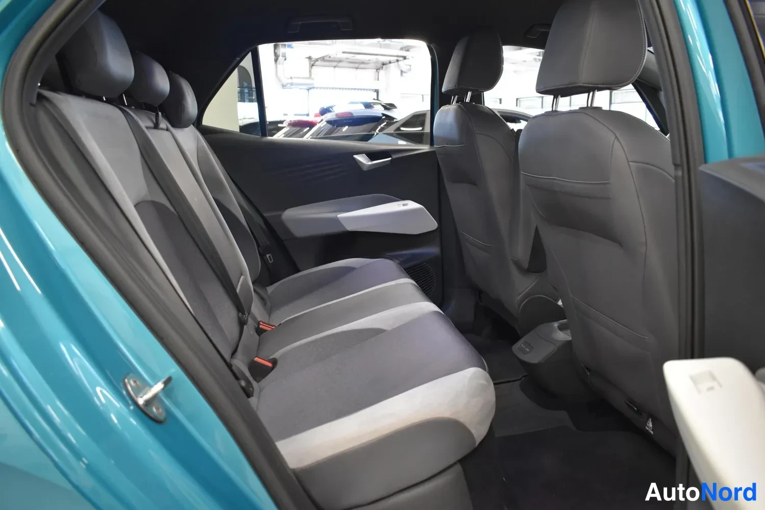 Turkoosi Volkswagen ID.3 2020, ulkokuva 9 – Raisio