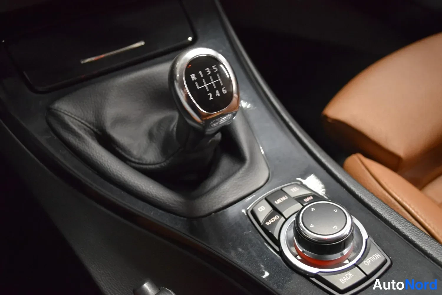 Musta BMW 320d 2012, ulkokuva 24 – Raisio