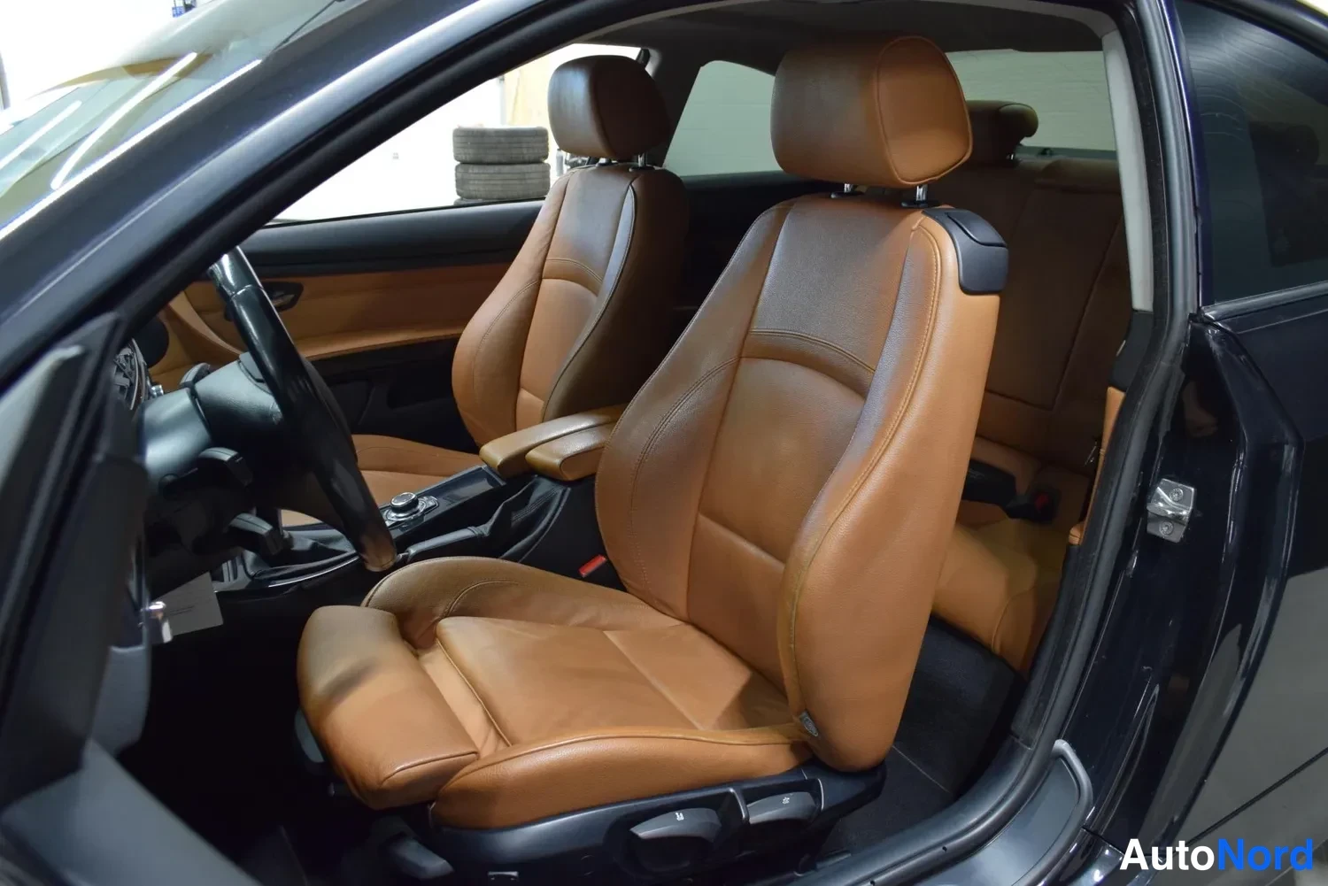 Musta BMW 320d 2012, ulkokuva 9 – Raisio