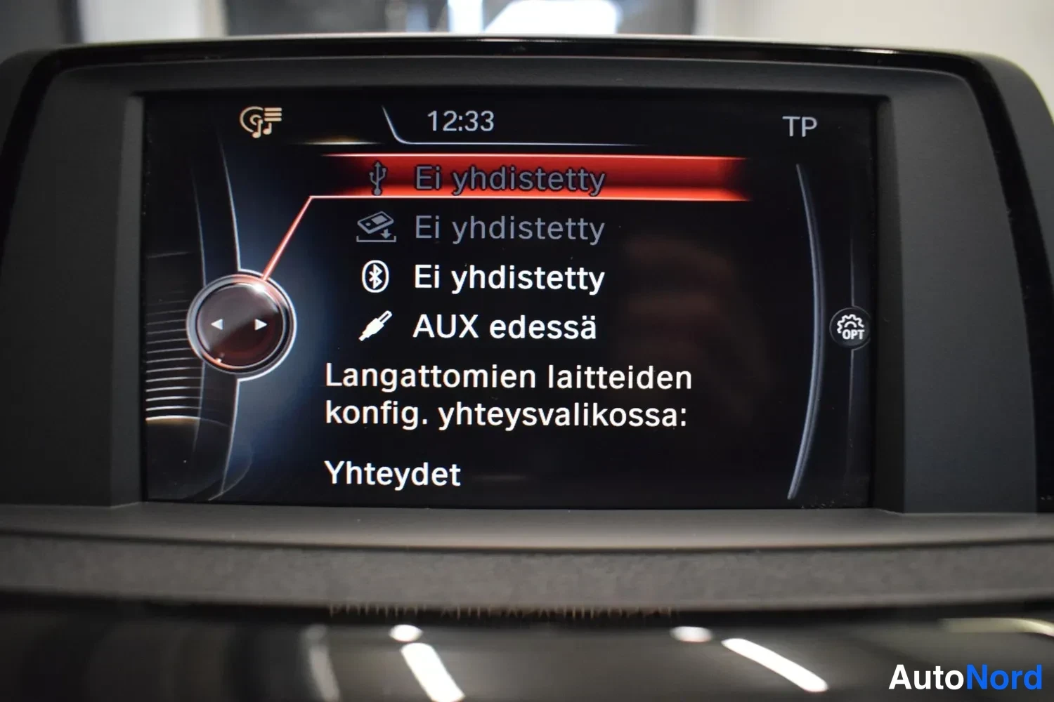 Valkoinen BMW 316d 2014, ulkokuva 17 – Raisio