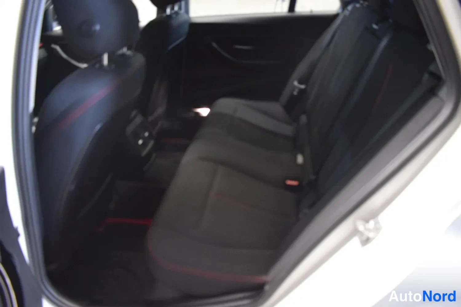 Valkoinen BMW 316d 2014, ulkokuva 18 – Raisio