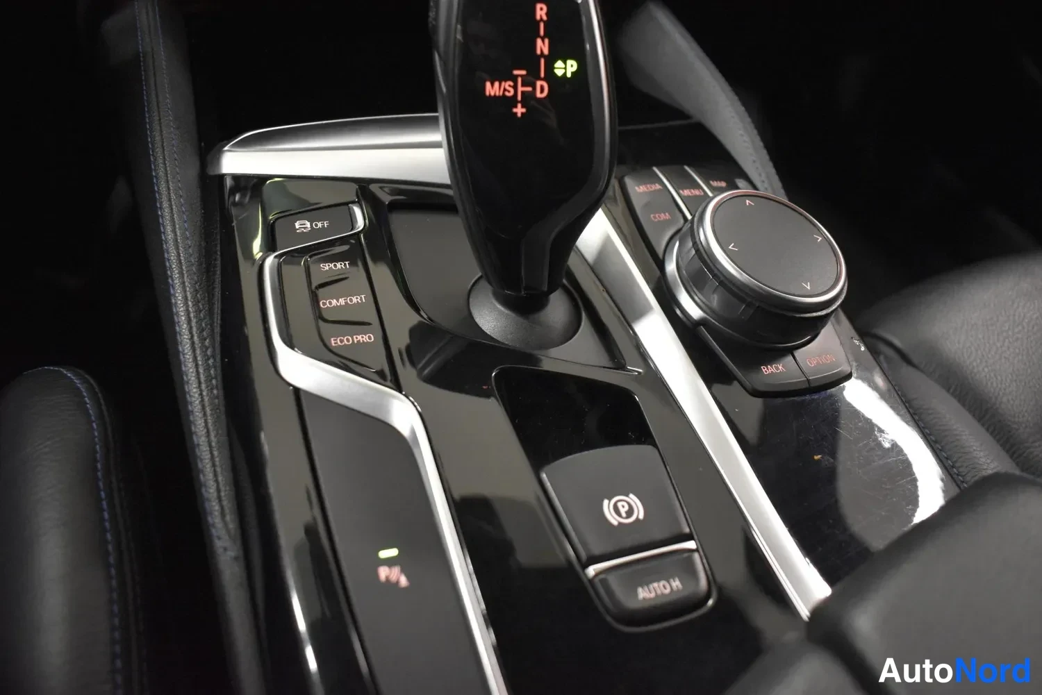 Valkoinen BMW 530d 2018, ulkokuva 29 – Raisio