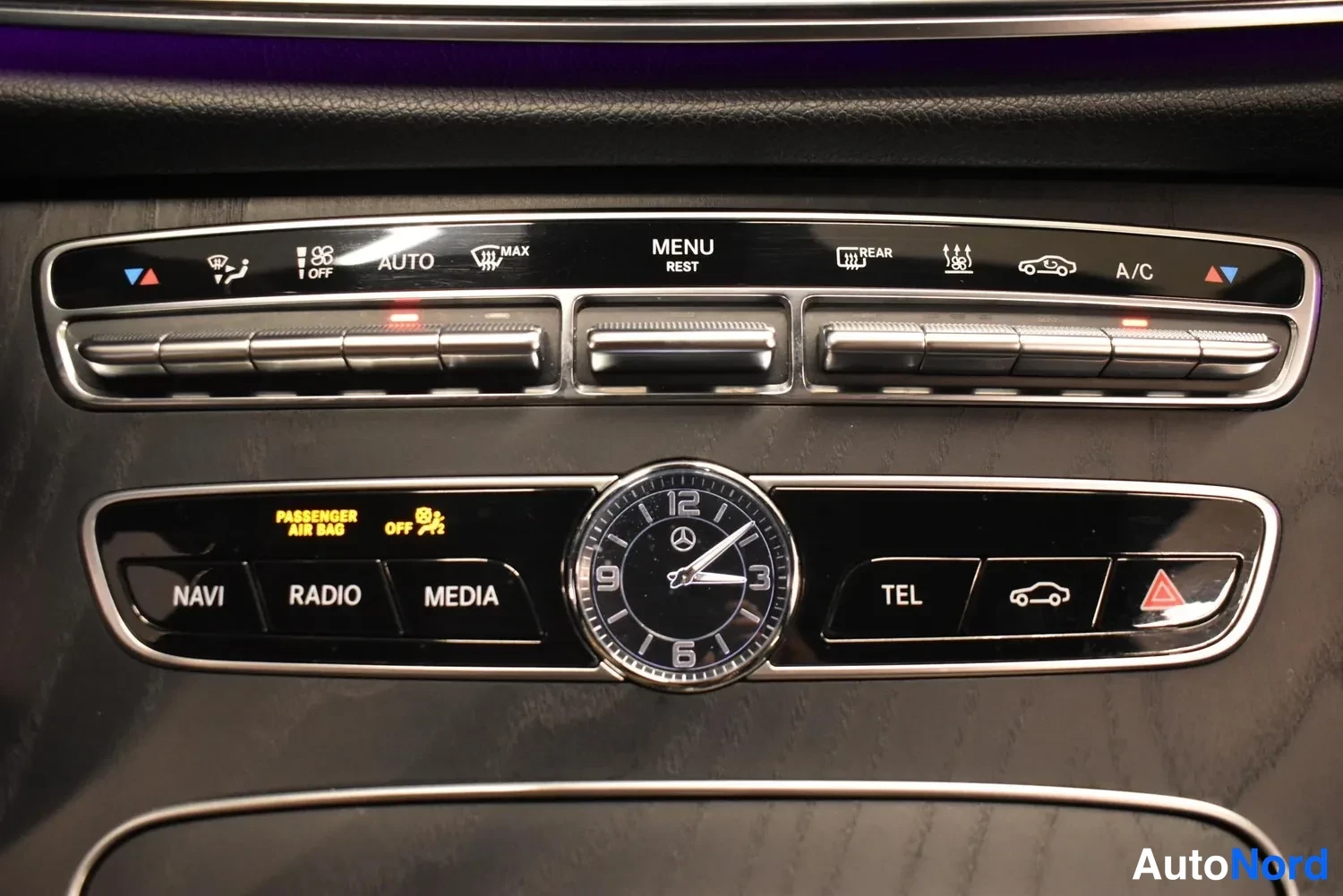 Harmaa Mercedes-Benz E 300 de 2020, ulkokuva 28 – Raisio