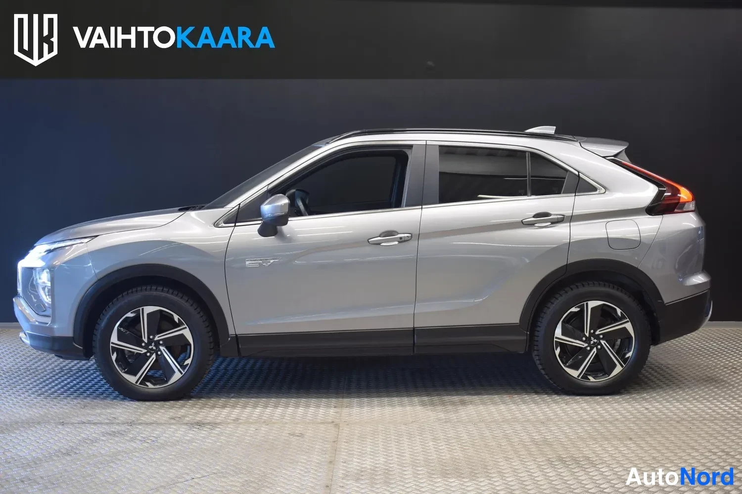 Harmaa Mitsubishi Eclipse Cross 2022, ulkokuva 2 – Raisio