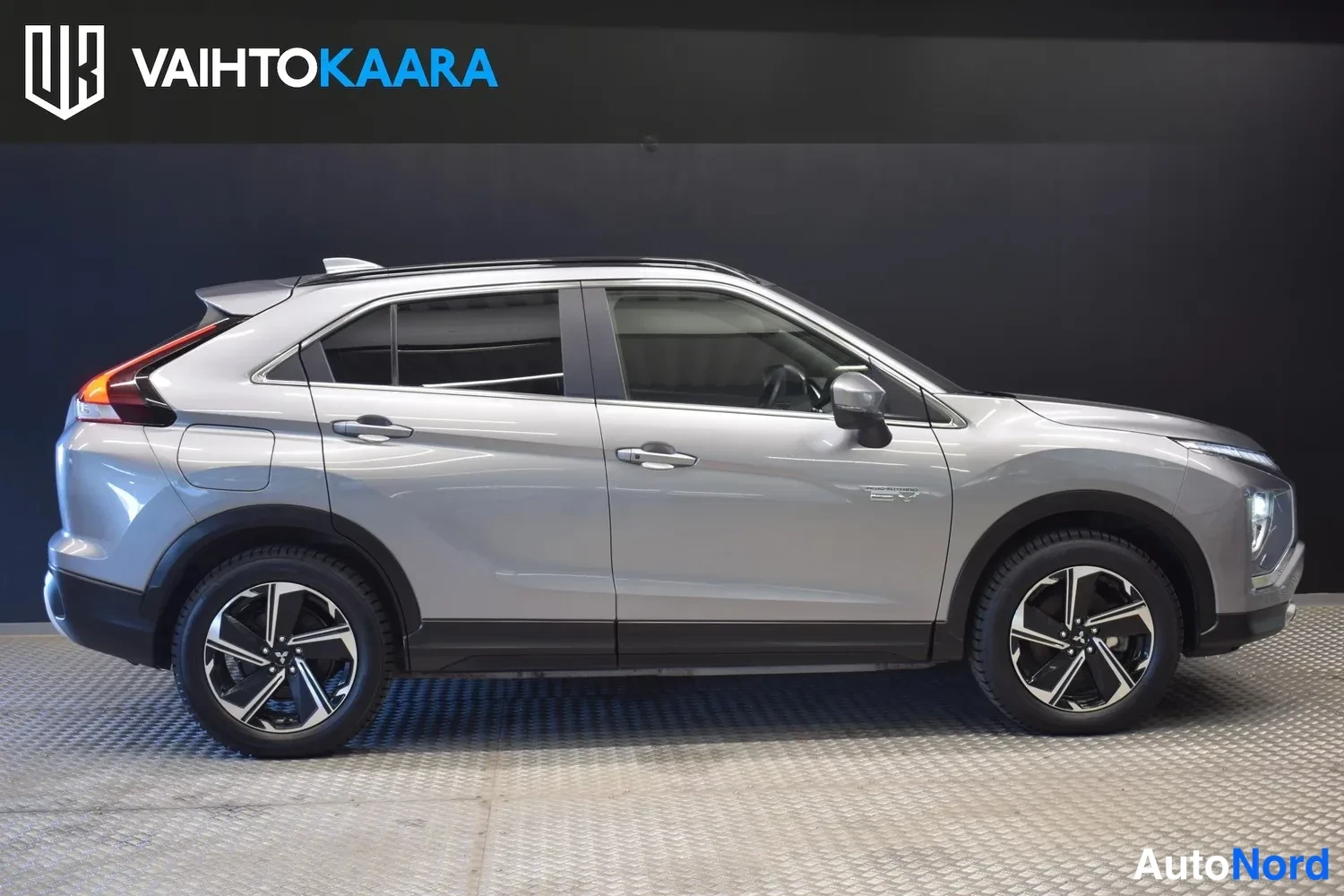 Harmaa Mitsubishi Eclipse Cross 2022, ulkokuva 5 – Raisio