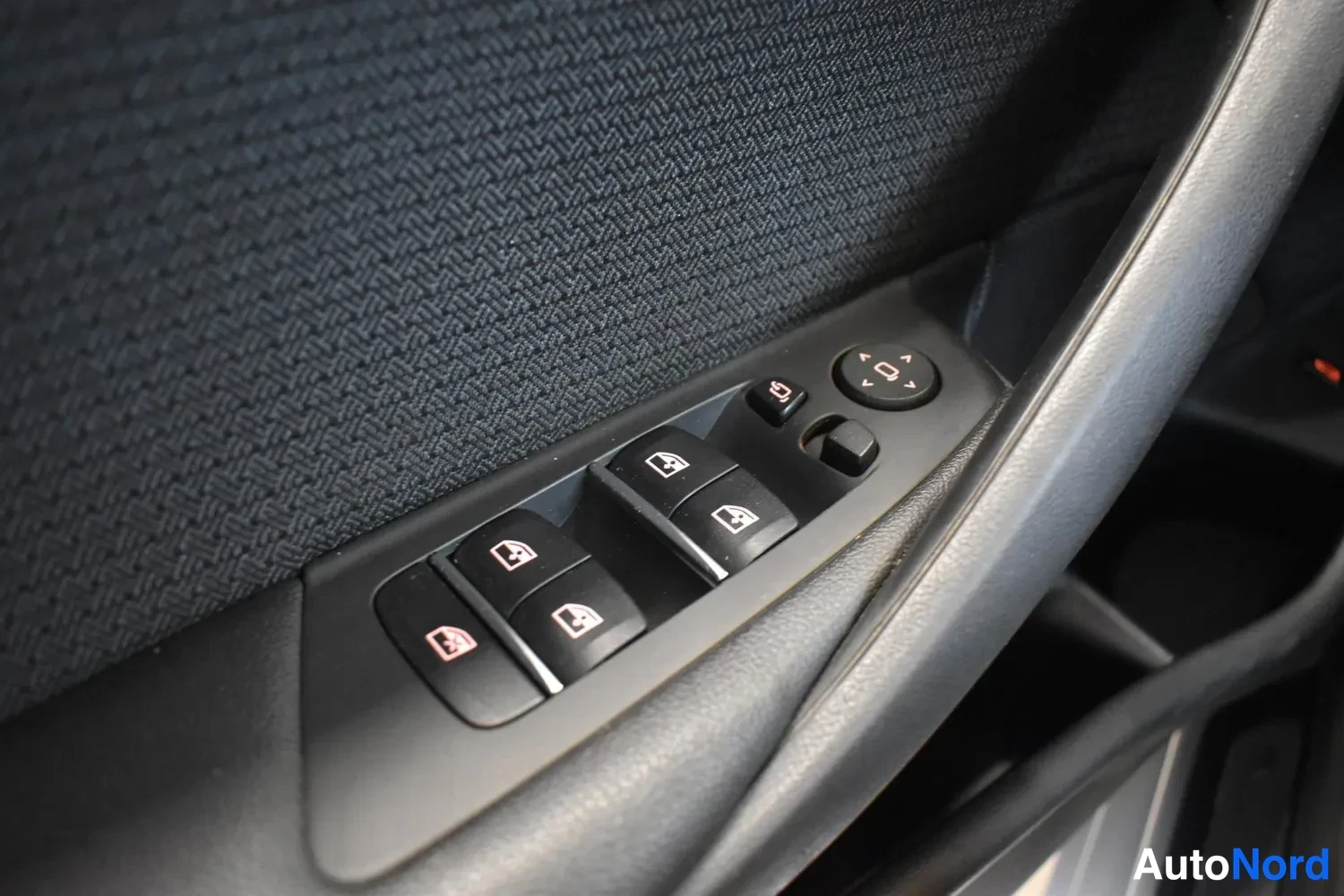 Hopea BMW 520d 2017, ulkokuva 16 – Raisio