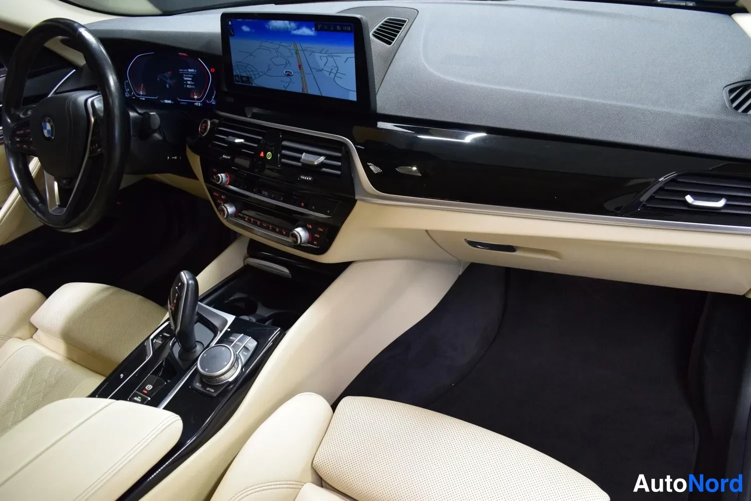 Musta BMW 520d xDrive 2021, ulkokuva 12 – Raisio