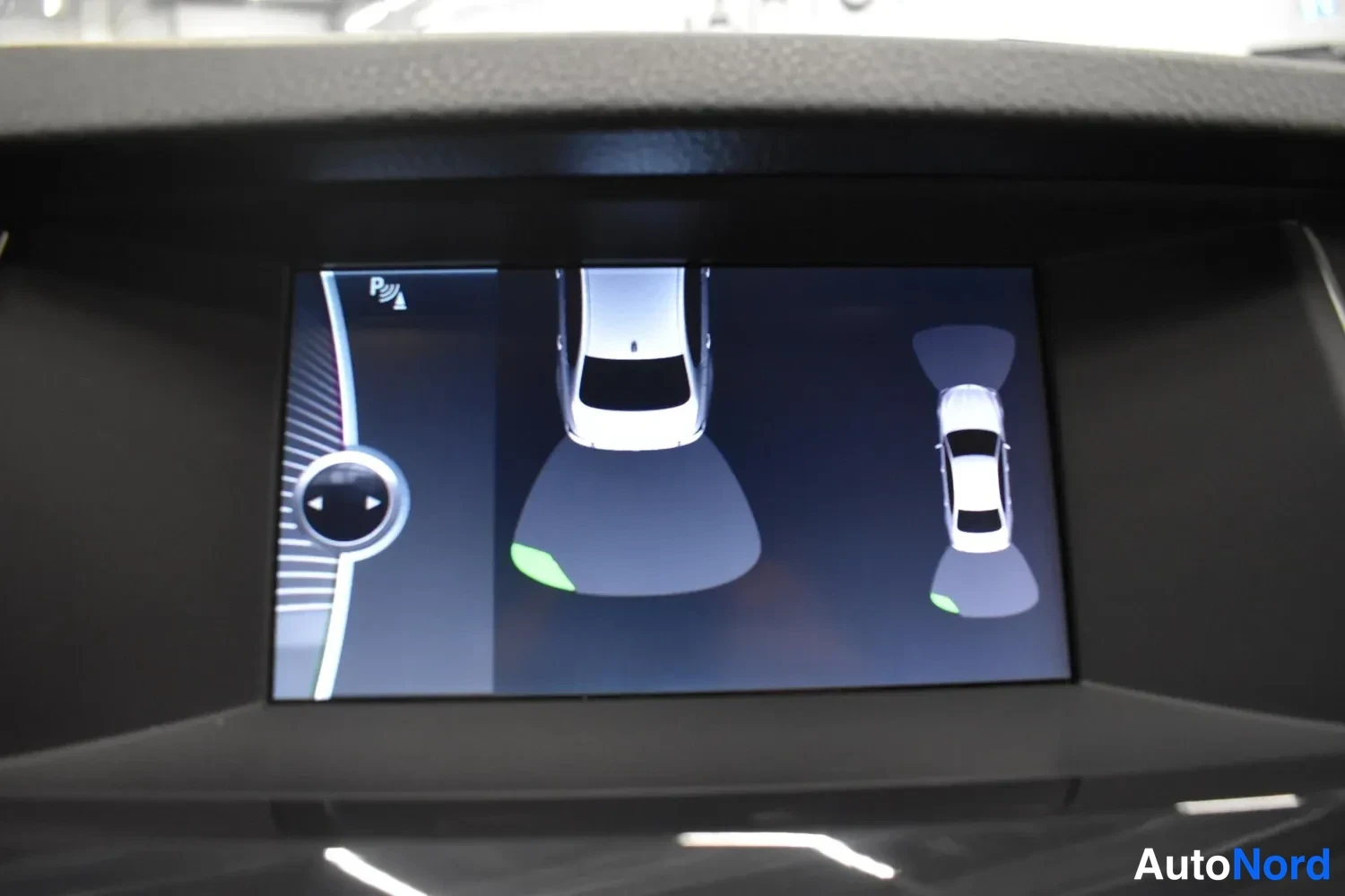 Valkoinen BMW 530d xDrive 2014, ulkokuva 18 – Raisio