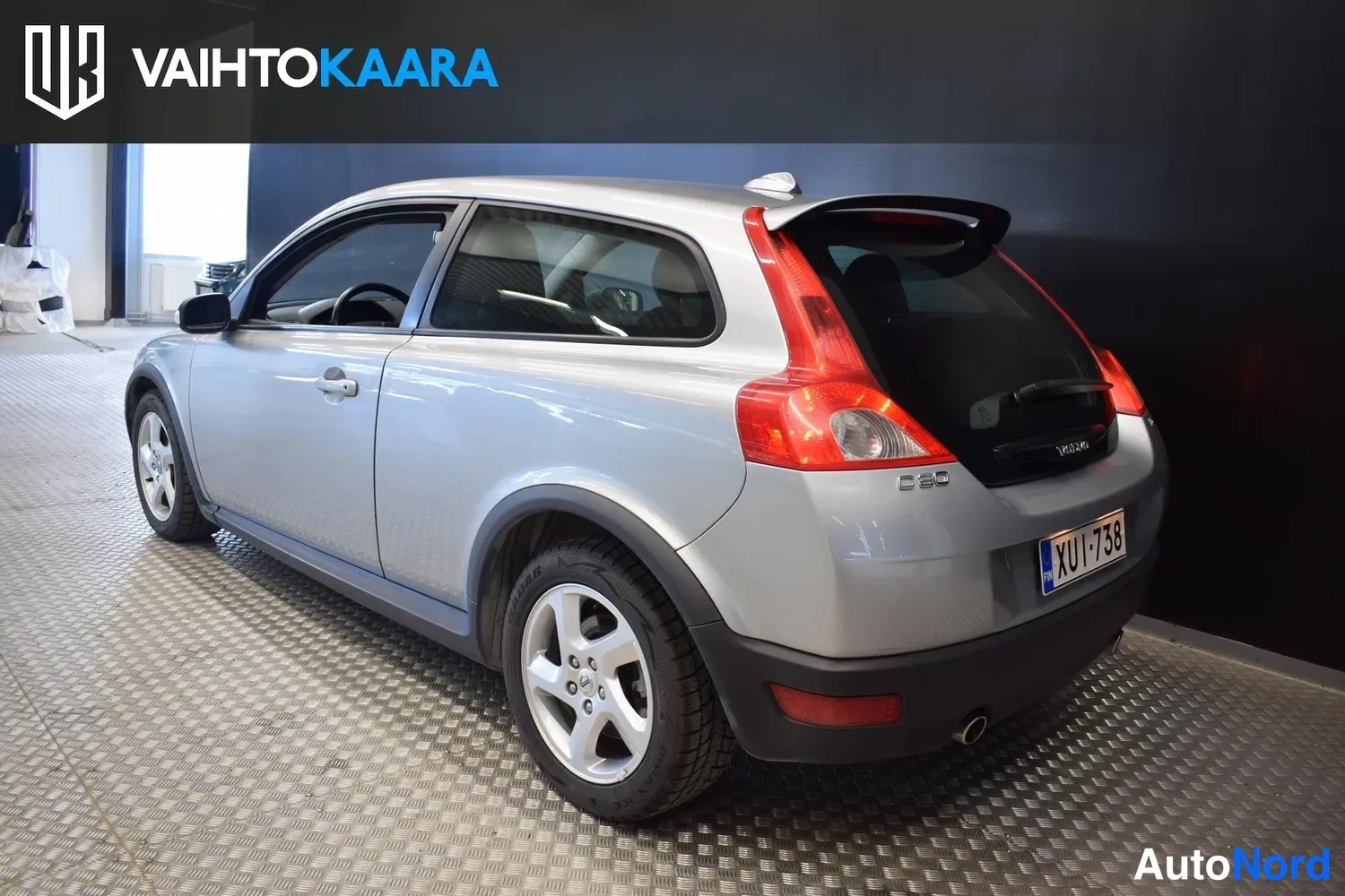 Harmaa Volvo C30 2007, ulkokuva 3 – Raisio