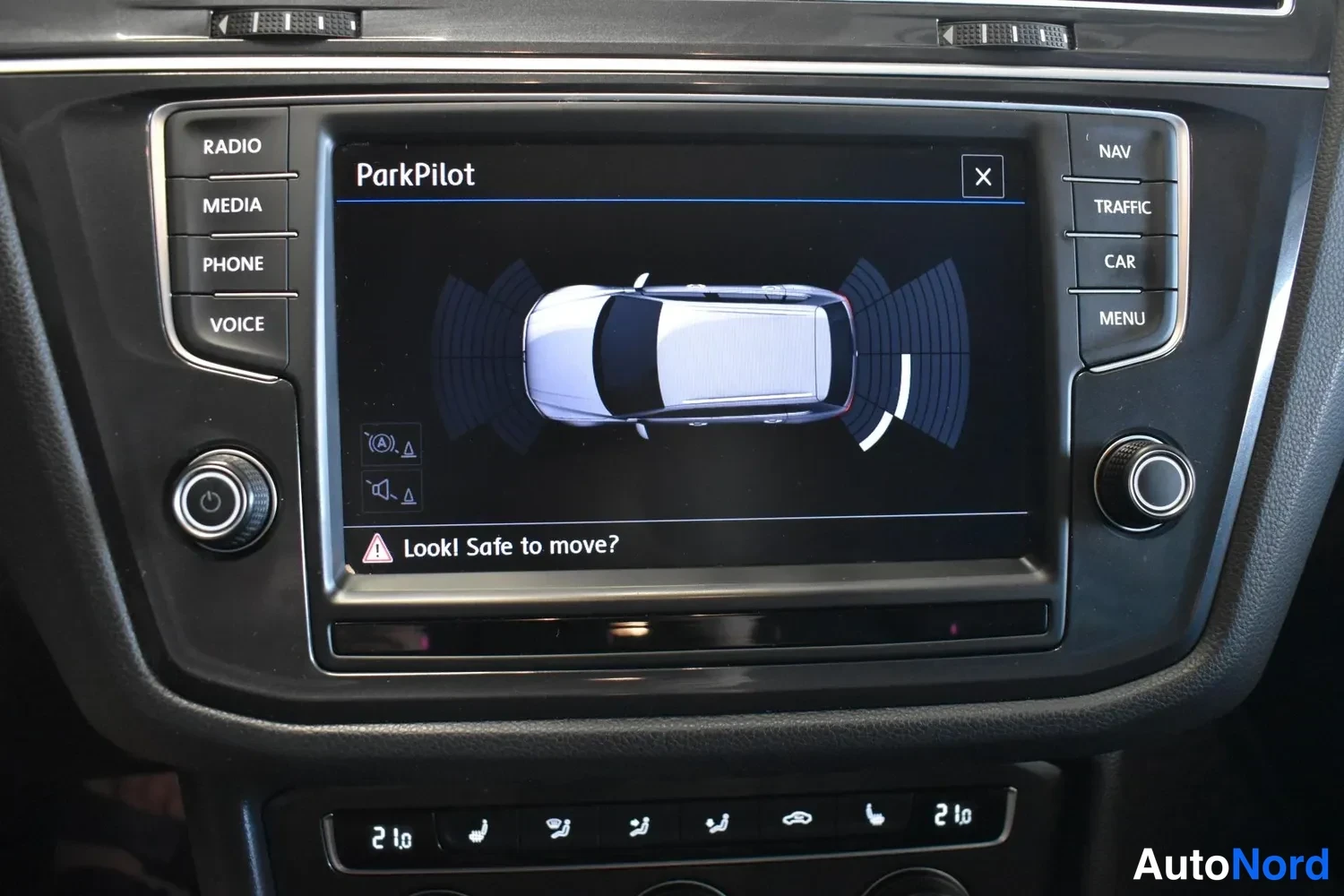 Valkoinen Volkswagen Tiguan 2017, ulkokuva 13 – Raisio