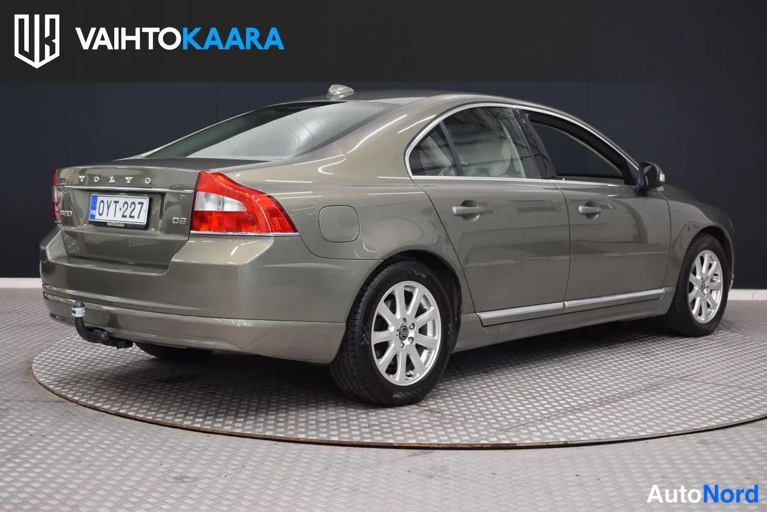 Vihreä Volvo S80 2011, ulkokuva 4 – Raisio