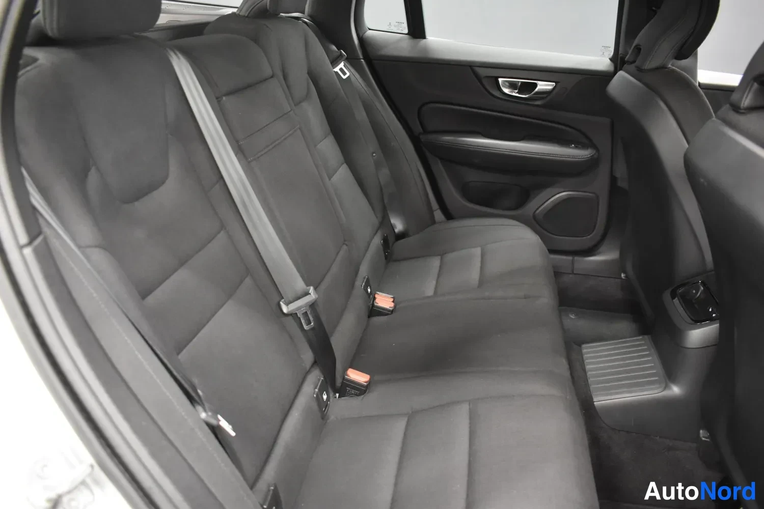 Hopea Volvo V60 2021, ulkokuva 11 – Raisio