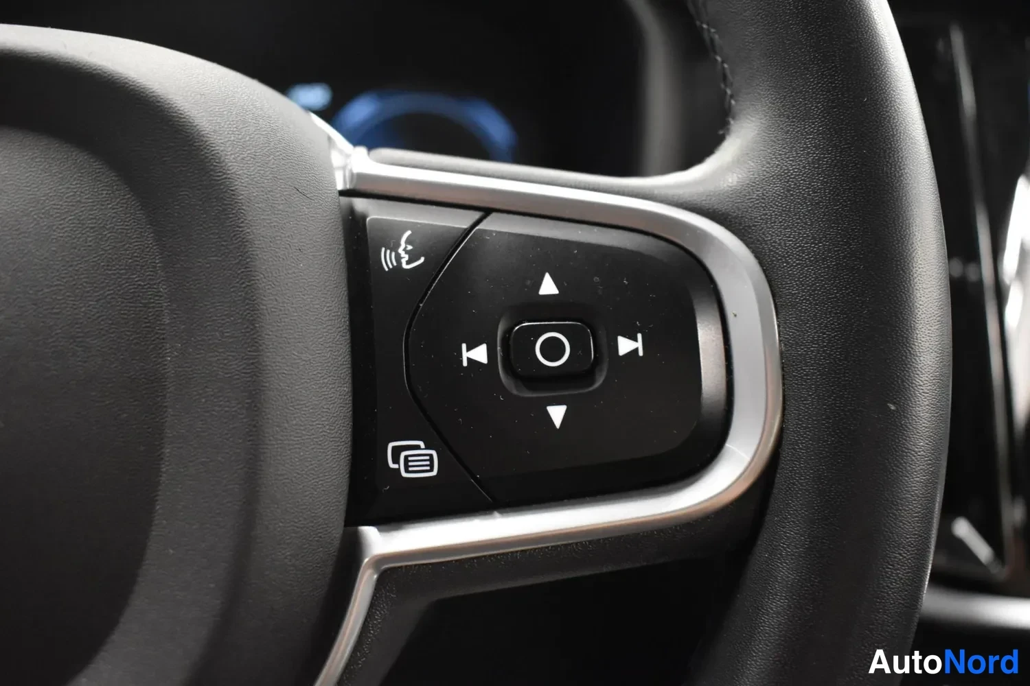 Hopea Volvo V60 2021, ulkokuva 19 – Raisio
